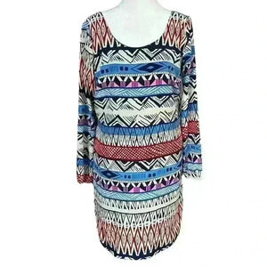 ⭐️2/$10⭐️ Patterned women’s long sleeved shift dress size S